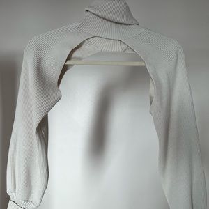 Sweater turtle neck and sleeve